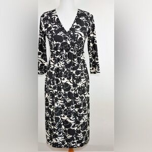 Motherhood Maternity Black and Cream White Floral 3/4 Sleeve Dress Sz Small
